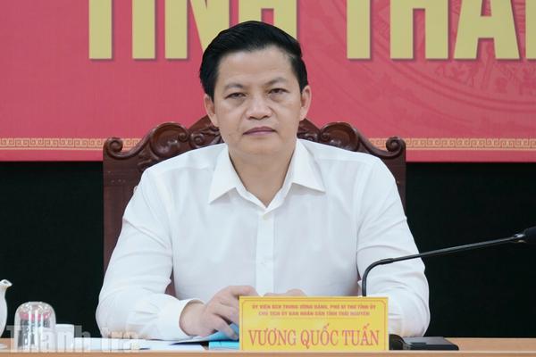 Chủ tịch Thái Nguyên chỉ đạo hỗ trợ nhà dân bị sạt lở đất