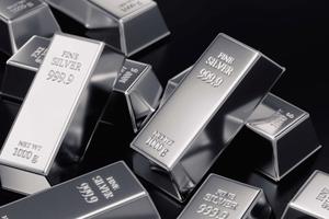 Giá bạc hôm nay vượt 80 triệu đồng/kg