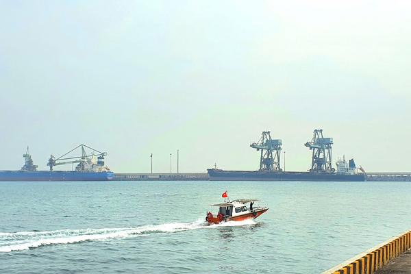 Sự đồng thuận giữa ý Đảng - lòng dân: Sức mạnh thúc đẩy phong trào thi đua yêu nước ở Hà Tĩnh