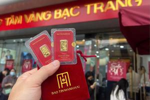 Giá vàng hôm nay 20/4: Thế giới giảm mạnh, trong nước đi ngang