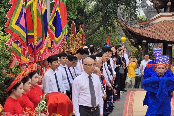 Phú Thọ: Dâng hương giỗ Quốc Tổ Lạc Long Quân, tưởng niệm Tổ Mẫu Âu Cơ