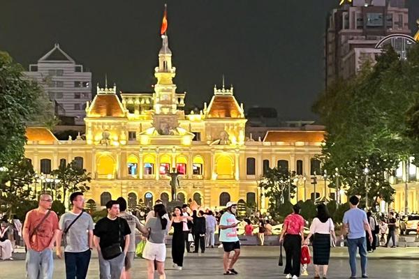 TPHCM ưu tiên thu hút đầu tư vào công nghệ cao, kinh tế xanh giai đoạn 2026–2030