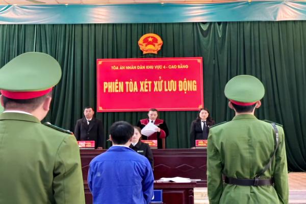 Toà án Nhân dân hai cấp tỉnh Cao Bằng đã tiếp 583 lượt công dân