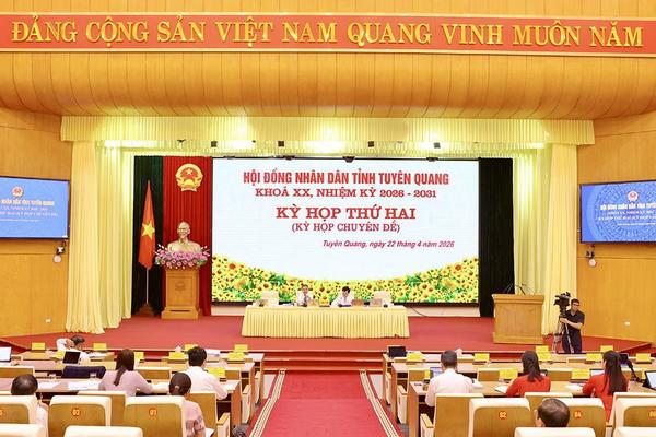 Thông qua 16 nghị quyết, Tuyên Quang yêu cầu đẩy nhanh triển khai sau kỳ họp