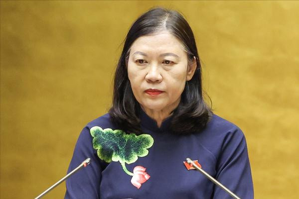 Đề nghị Bộ Giáo dục làm rõ căn cứ chọn sách giáo khoa dùng chung toàn quốc