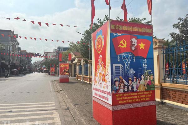 Mỗi ngày tiếp nhận hơn 5.000 hồ sơ thủ tục hành chính, Ninh Bình xử lý ra sao?