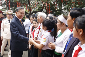 Tổng Bí thư, Chủ tịch nước Tô Lâm gặp gỡ, nói chuyện với bà con Nhân dân tại Đền Hùng