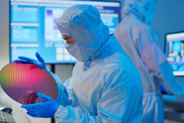 Đổi mới mô hình, “kích hoạt” tăng trưởng bứt phá hơn