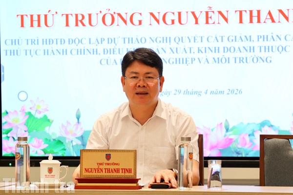 Phân quyền, cắt giảm mạnh điều kiện đầu tư kinh doanh trong lĩnh vực nông nghiệp và môi trường