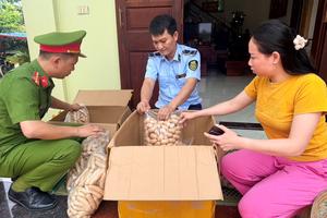 Thanh Hoá: Kiểm tra, tiêu huỷ 70 kg xúc xích không rõ nguồn gốc xuất xứ