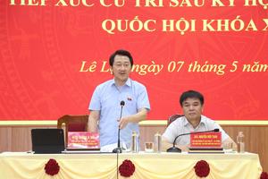 Đoàn đại biểu Quốc hội tỉnh Lai Châu tiếp xúc cử tri tại xã Lê Lợi
