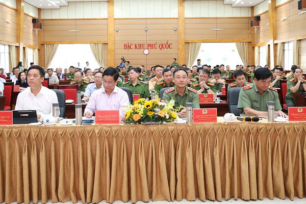 An Giang: Xây dựng đặc khu Phú Quốc thành “Đơn vị kiểu mẫu về an ninh, trật tự và văn minh đô thị”