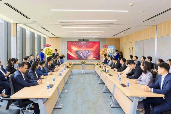 VSIP ký kết hợp tác phân phối Dự án Sun Casa Square và triển khai chuỗi tiện ích thương mại tại Đại đô thị Sun Casa