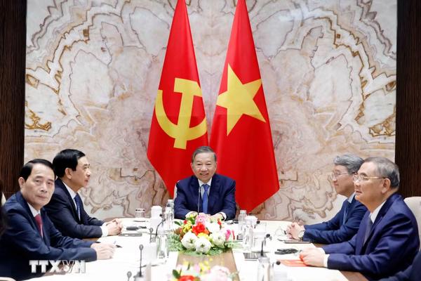 Thụy Sĩ mong muốn tăng cường hợp tác toàn diện với Việt Nam