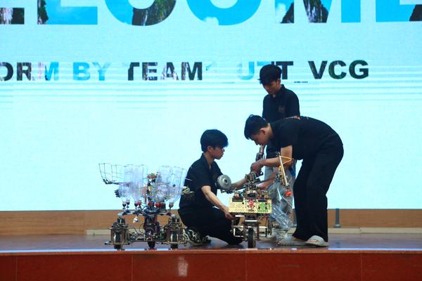 Phát triển 5 vườn ươm công nghệ số trong trường đại học, viện nghiên cứu