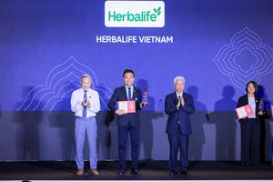 Herbalife được vinh danh Top 30 Thương hiệu phát triển bền vững tại Việt Nam tại Giải thưởng Rồng Vàng 2026