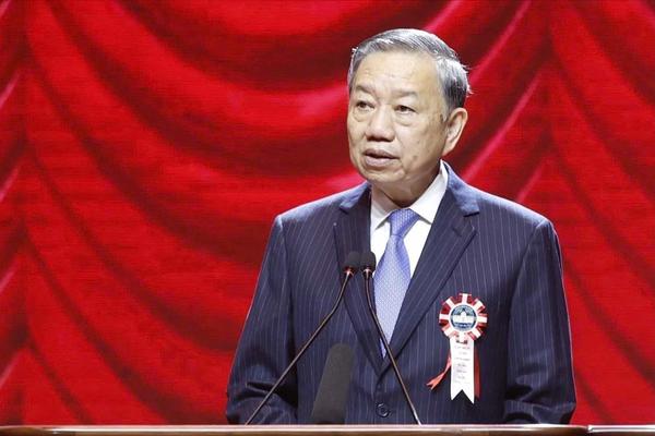 Tổng Bí thư, Chủ tịch nước: Đại học Quốc gia Hà Nội phải trở thành đại học tinh hoa hiện đại