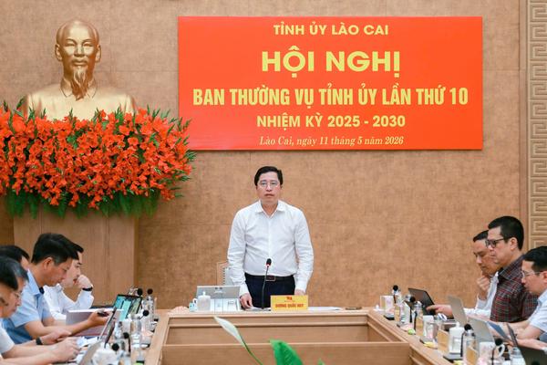 Lào Cai: Cấm sắp xếp vui chơi, giải trí cho cấp trên để chạy chức