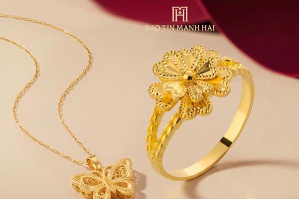Giá vàng hôm nay 19/3: Vàng thế giới phục hồi nhẹ nhưng áp lực vẫn lớn