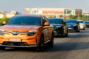 VinFast VF 8 và trải nghiệm mới của gia đình Việt: Đi xa nhẹ hơn, các thành viên gắn kết hơn