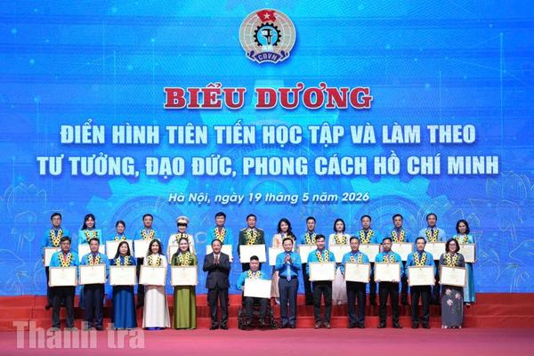Tôn vinh 43 tập thể, 88 cá nhân xuất sắc trong “Học tập và làm theo tư tưởng, đạo đức, phong cách Hồ Chí Minh”