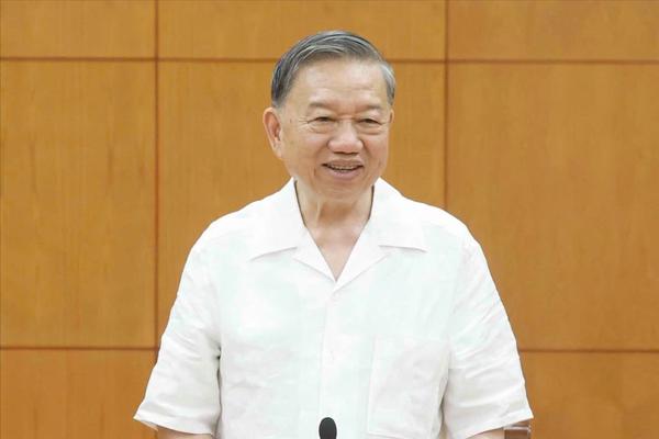Tổng Bí thư, Chủ tịch nước: Kiểm soát chặt, không để nhà ở thành tài sản đầu cơ