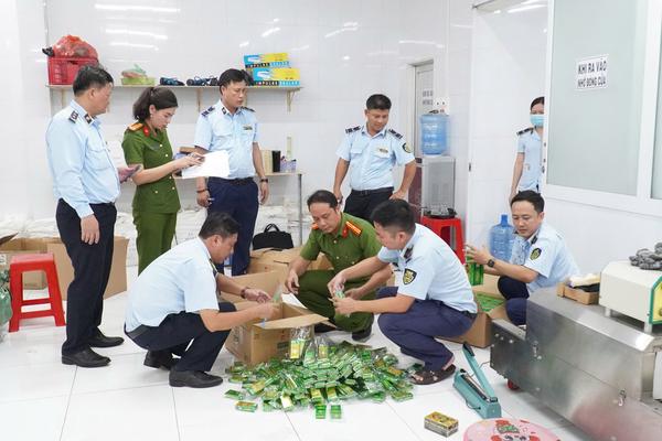 Tây Ninh: Điều tra, khởi tố 46 vụ, 75 bị can buôn lậu, gian lận thương mại và hàng giả