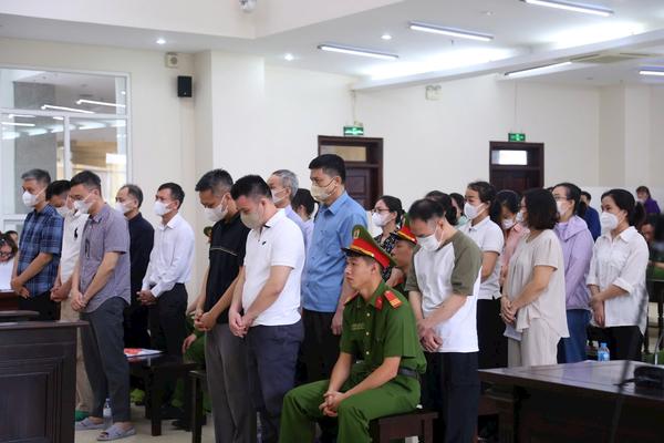 Vụ án tại Cục An toàn thực phẩm: Cảnh báo từ cơ chế “xin - cho” trong cấp phép