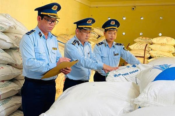 Bài 8: Quảng Trị: Nóng bỏng cuộc chiến chống buôn lậu đường kính qua biên giới Lao Bảo