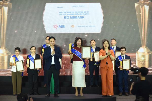 MB ghi dấu ấn với 5 giải thưởng Sao Khuê 2026