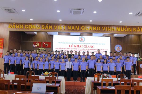 Nâng cao kỹ năng tiếp công dân, giải quyết khiếu nại, tố cáo cho công chức ngành Kiểm sát