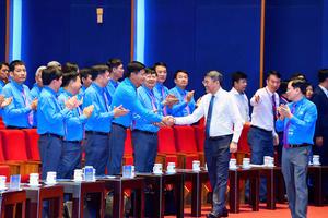 Thủ tướng Chính phủ đối thoại với đại biểu Đại hội XIV Công đoàn Việt Nam về nâng cao năng suất lao động