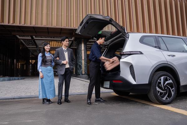 Bỏ xe xăng lên Limo Green, tài xế dịch vụ “bỏ túi” hơn 210 triệu đồng mỗi năm
