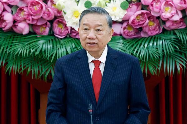 Tổng Bí thư, Chủ tịch nước: Nghiên cứu sâu hơn về văn hóa cầm quyền và kiểm soát quyền lực
