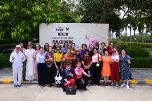 Vinamilk đón thế hệ “đồng niên” tham quan nhà máy với lời hứa chăm sóc sức khỏe bằng dinh dưỡng chất lượng