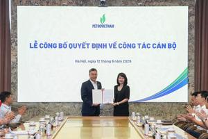 Petrovietnam công bố và trao quyết định Phó Bí thư Đảng ủy và Phó Tổng Giám đốc Tập đoàn