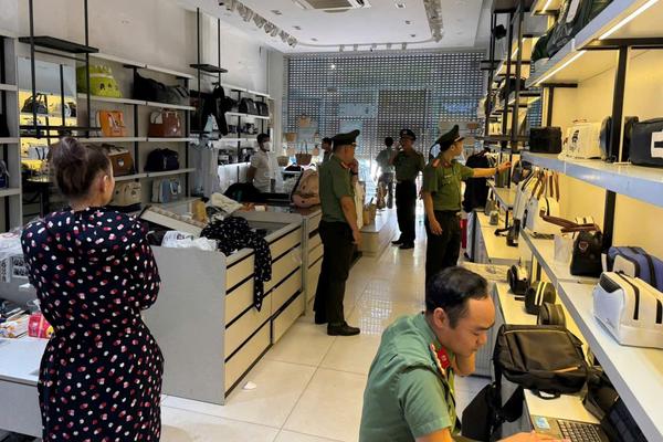 Đà Nẵng: Tạm giữ hàng ngàn sản phẩm hàng hiệu nghi giả mạo