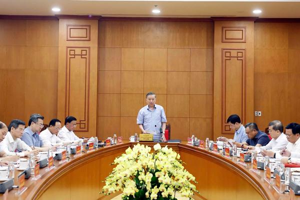 Xây dựng công tác tư tưởng của Đảng hiện đại, chủ động, chuyên nghiệp, hiệu quả