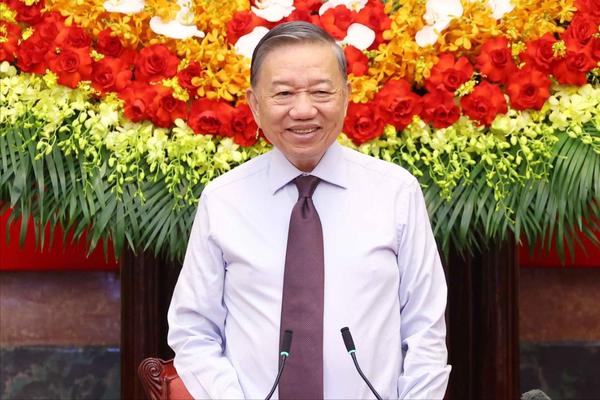 Tổng Bí thư, Chủ tịch nước: AI không thể thay thế bản lĩnh, trách nhiệm xã hội của nhà báo