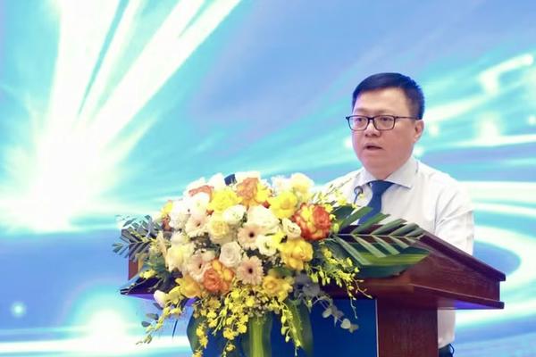 Báo chí không thể cạnh tranh bằng tốc độ mà phải khẳng định độ tin cậy