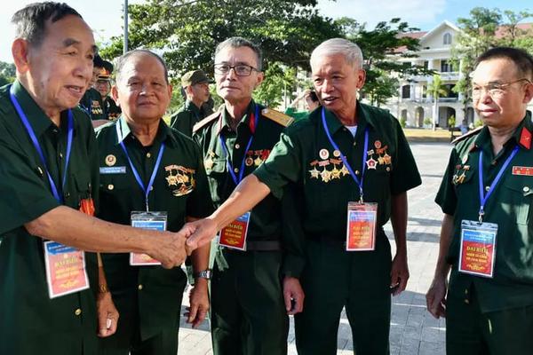Hướng dẫn tặng quà cho người có công dịp 27/7