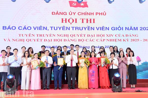 Toàn cảnh Hội thi Báo cáo viên, Tuyên truyền viên giỏi Đảng bộ Chính phủ năm 2026