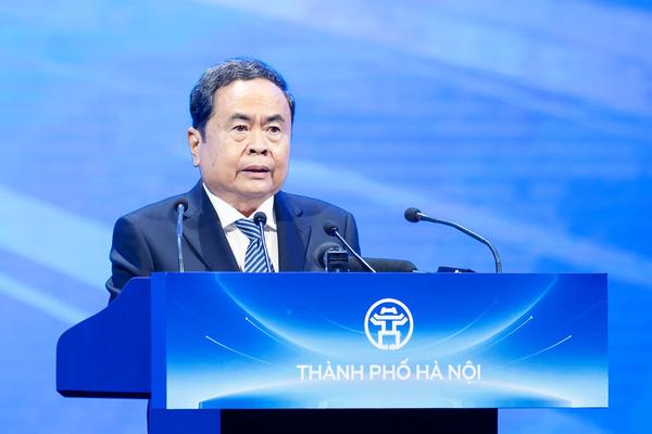 Chủ tịch Quốc hội: Hà Nội cần chuyển hóa Quy hoạch thành những công trình, dự án cụ thể