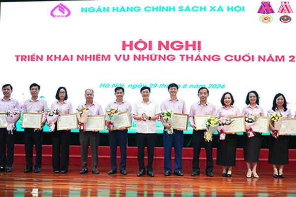 474 nghìn tỷ đồng nguồn lực tín dụng chính sách đồng hành cùng người dân vươn lên thoát nghèo