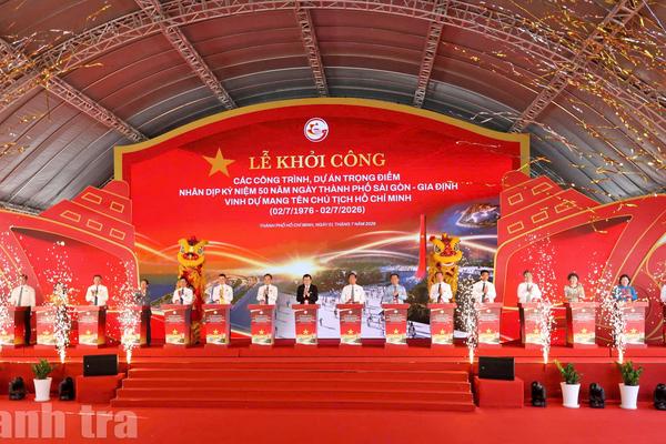 TPHCM khởi công 8 dự án trọng điểm tổng vốn đầu tư khoảng 253.000 tỷ đồng