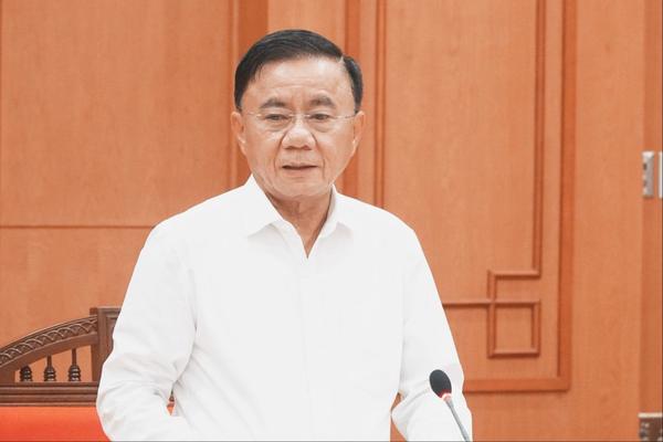 Bộ Chính trị: Nghiên cứu xây dựng chuẩn mực sử dụng mạng xã hội với cán bộ, đảng viên