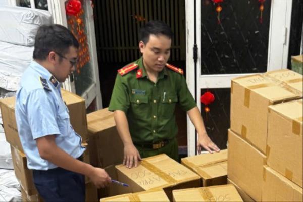 Hà Nội siết chống buôn lậu thuốc lá, thuốc lá điện tử