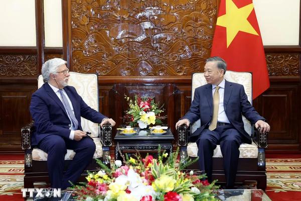 Việt Nam coi trọng quan hệ hữu nghị với Bồ Đào Nha, Iran và Mông Cổ