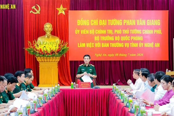 Đại tướng Phan Văn Giang: Nghệ An phải gắn tăng trưởng kinh tế với củng cố quốc phòng, an ninh
