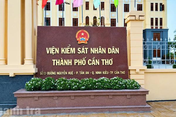 Xây dựng Đảng gắn với nâng cao chất lượng giải quyết khiếu nại, tố cáo tại VKSND hai cấp TP Cần Thơ